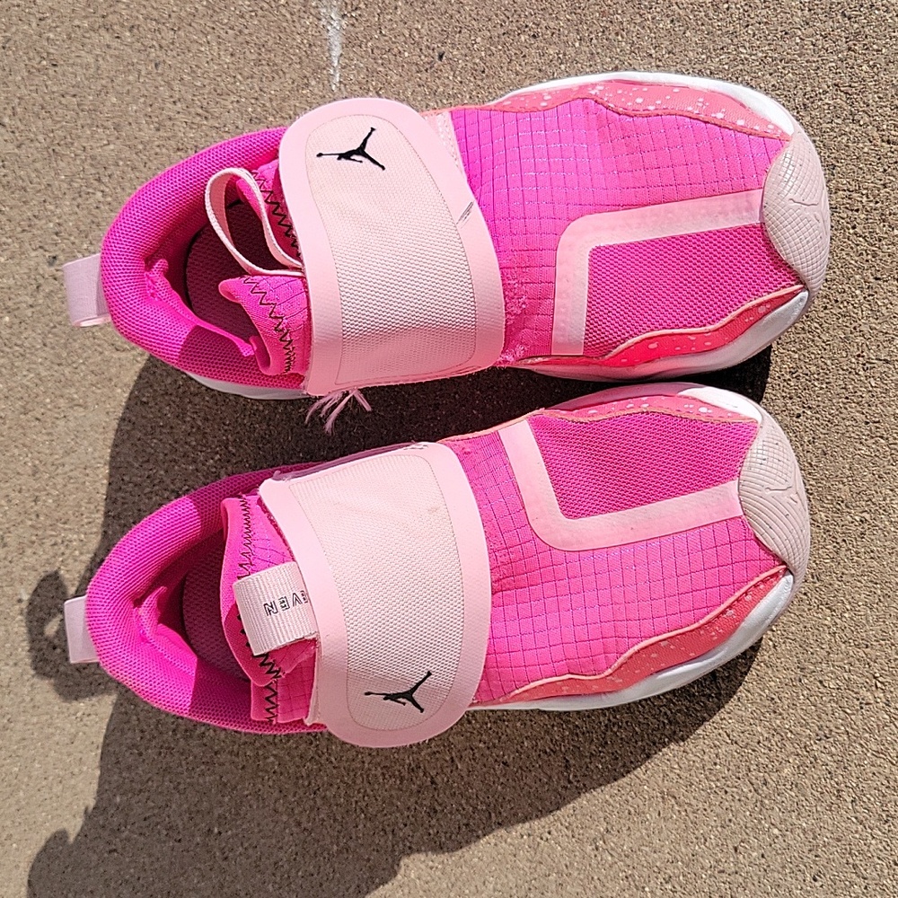 kids jordan sneakers